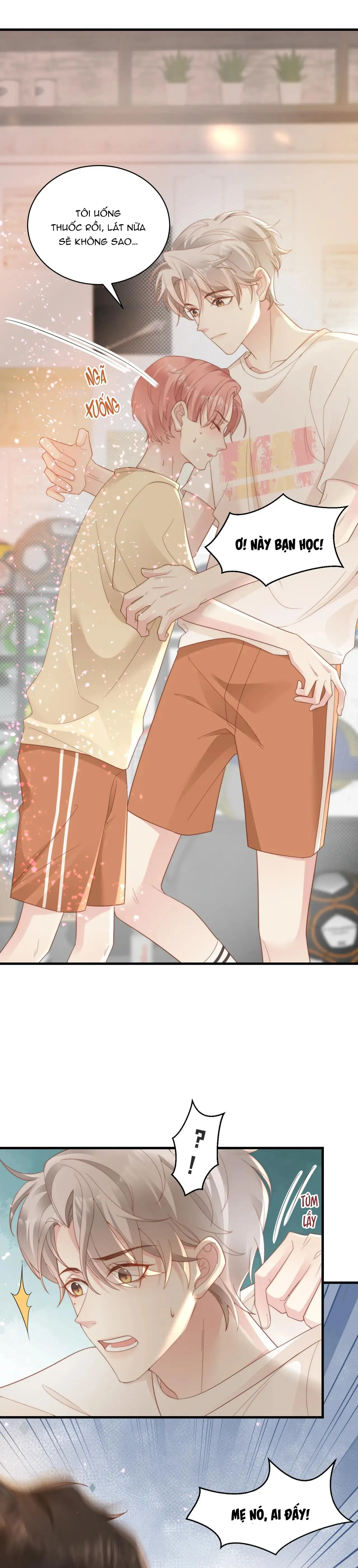 Sau khi giả mất trí nhớ, tình địch nói tôi là bạn trai của hắn Chapter 2 Trang 9