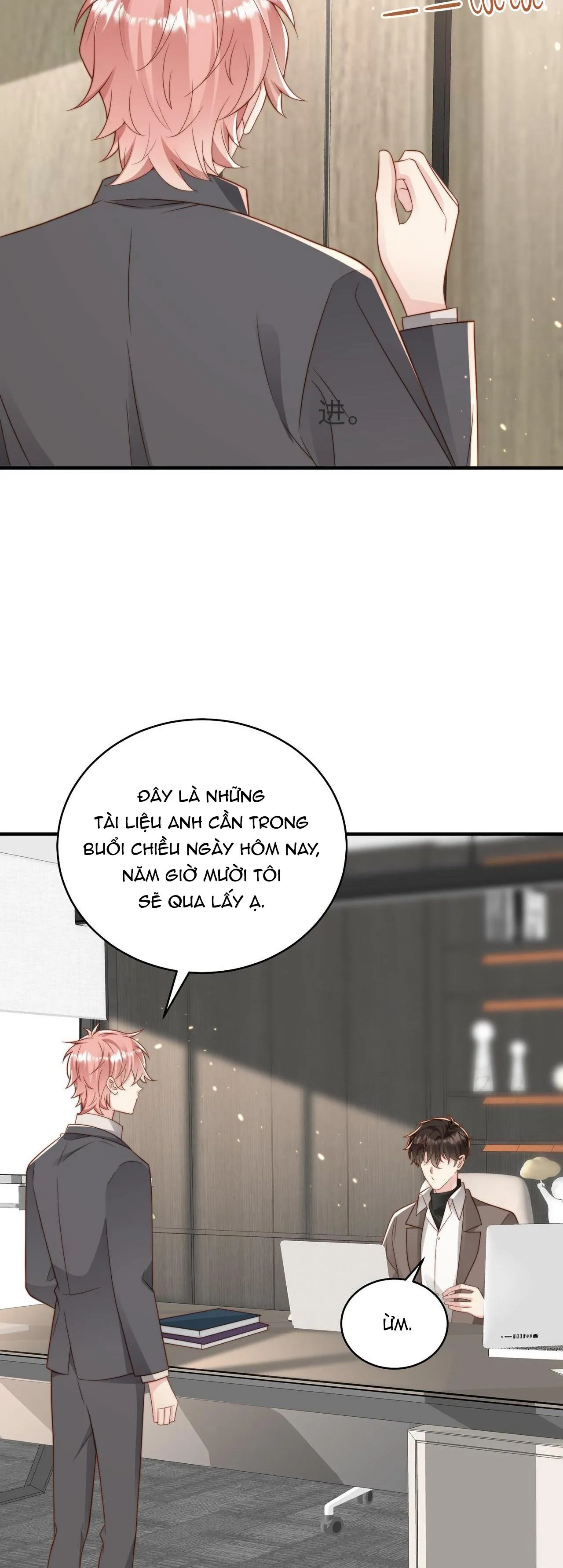 Sau khi giả mất trí nhớ, tình địch nói tôi là bạn trai của hắn Chapter 18 Trang 17